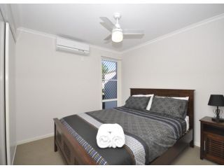 Capricorn Villas Accomodation, Queensland - 2