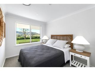 Carlyle Cottage, Luxury Country Home, Berry Guest house, New South Wales - 4