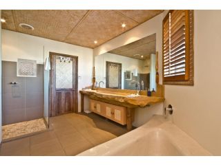 Casa Albero Via Roma Guest house, Gold Coast - 5