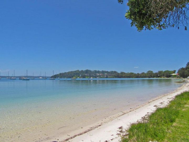 Casa Martins', 219 Foreshore Drive - Absolute Waterfront House Guest house, Corlette - imaginea 20