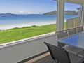 Casa Martins', 219 Foreshore Drive - Absolute Waterfront House Guest house, Corlette - thumb 2