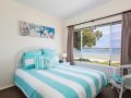 Casa Martins', 219 Foreshore Drive - Absolute Waterfront House Guest house, Corlette - thumb 1