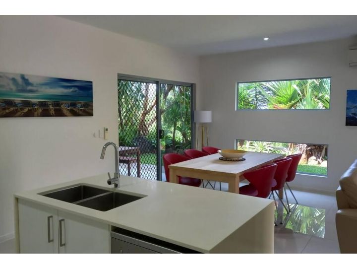 Casa Mia Retreat with private garden & ocean views Villa, Australia - imaginea 3