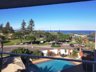 Casablanca Beachfront Apartments Aparthotel, Caloundra - 1