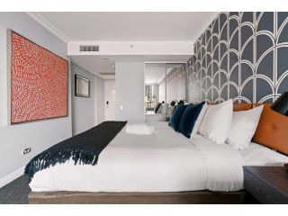 Central City Abode Apartment, Sydney - 3