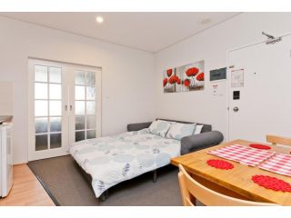 Central City Exclusive Apartments Apartment, Perth - 3
