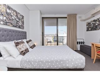Central City Exclusive Apartments Apartment, Perth - 2