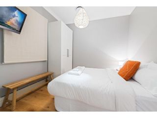 Belle Cottage on March - CBD - High End Heritage Guest house, Orange - 3