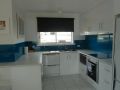 Central Location with Fabulous Sea Views Apartment, Bridport - thumb 2