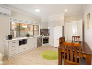 Central Sojourn on Wilcox Apartment, Albury - 1