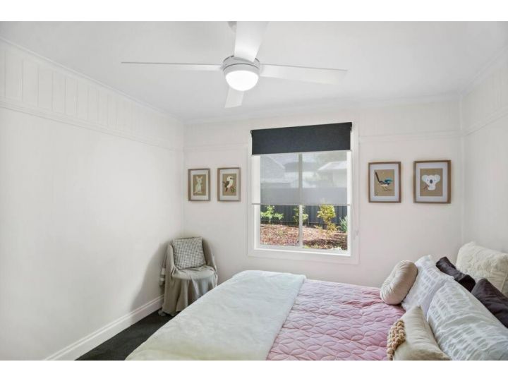 Centrally located in the heart of the King Valley Guest house, Whitfield - imaginea 10