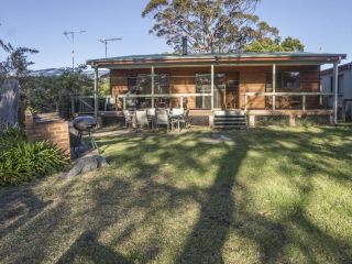 Centre Street 10 Lake Tabourie Guest house, New South Wales - 1