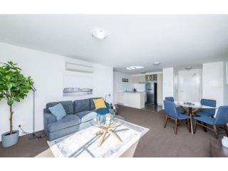Accommodate Canberra - Century Apartment, Canberra - 2
