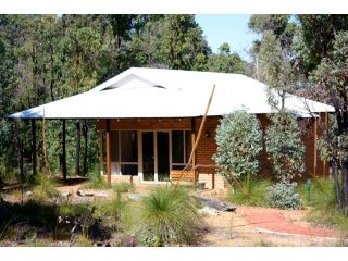 Chalets on Stoneville Guest house, Western Australia - 2