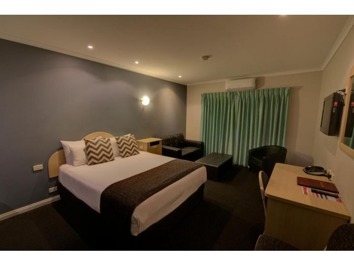 Charles Rasp Motor Inn & Cottages Hotel, Broken Hill - imaginea 17