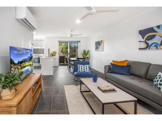 Charming 3-Bed House with Patio near Sport Stadium Guest house, Brisbane - 2