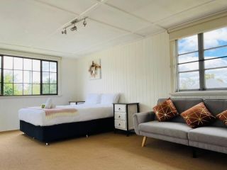 Charming house located in the heart of Stanthorpe Guest house, Stanthorpe - 2