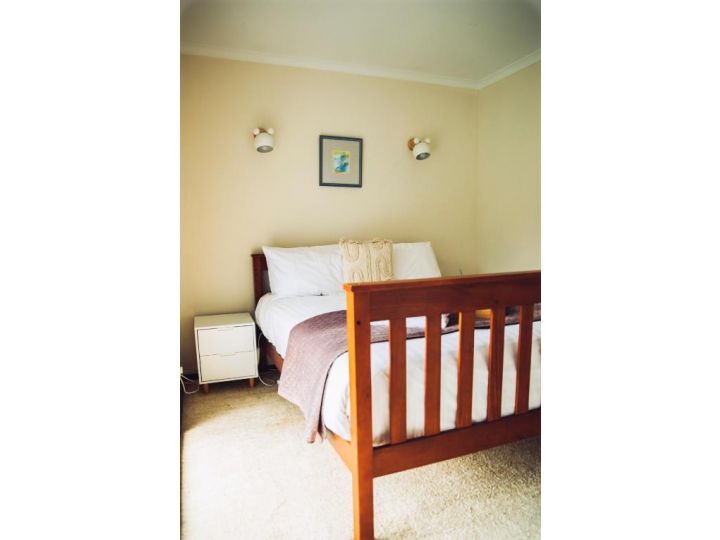 Cheerful 3 bedrooms home with Sea View Guest house, Sandy Bay - imaginea 18
