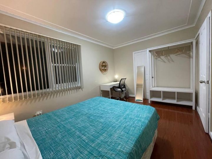 Cheerful 5-Bedrooms Bexley NorthFree Parking Guest house, Sydney - imaginea 1