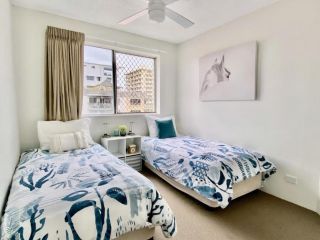 Cheltenham Apartments Unit 18 on Forty King Street Apartment, Caloundra - 5