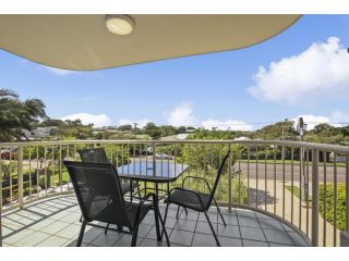 Cheltenham Apartments Unit 7 40 King Street Apartment, Caloundra - 4
