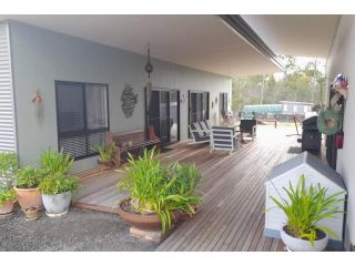 Cherry Mango Guesthouse Apartment, Queensland - 1