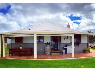 Chesterfarm and Stables Guest house, Western Australia - 3