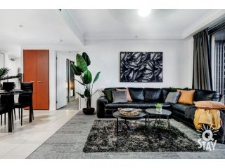 Chevron Renaissance â€“ 2 Bedroom Hinterland View â€” Q Stay Apartment, Gold Coast - 2