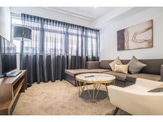 Chic & comfy! 1 Bed home Apartment, Sydney - 4
