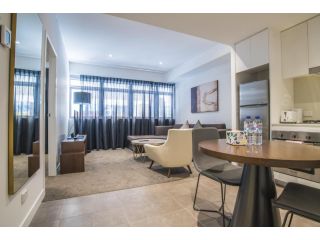 Chic & comfy! 1 Bed home Apartment, Sydney - 1