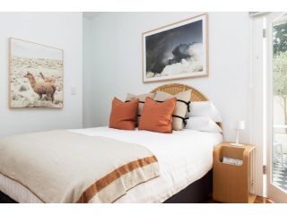 Chic Studio With Patio 20 min From CBD Apartment, Sydney - 3