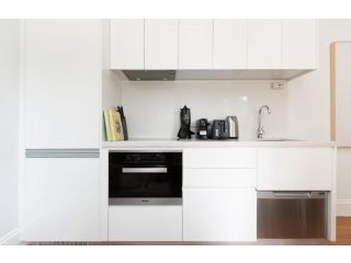 Chic Studio With Patio 20 min From CBD Apartment, Sydney - 5