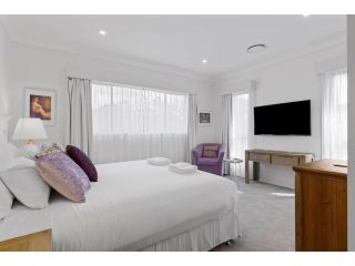 CHITTAWAY PICTURE HOUSE / LUXURY 5 BED WATERFRONT Guest house, Chittaway Point - 3