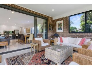 CHITTAWAY PICTURE HOUSE / LUXURY 5 BED WATERFRONT Guest house, Chittaway Point - 4