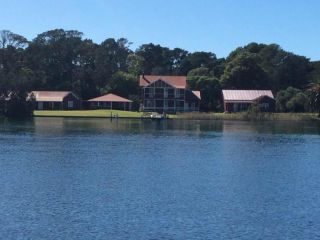 Riverfront Cottage in Booderee National Park at Christians Minde Guest house, New South Wales - 3