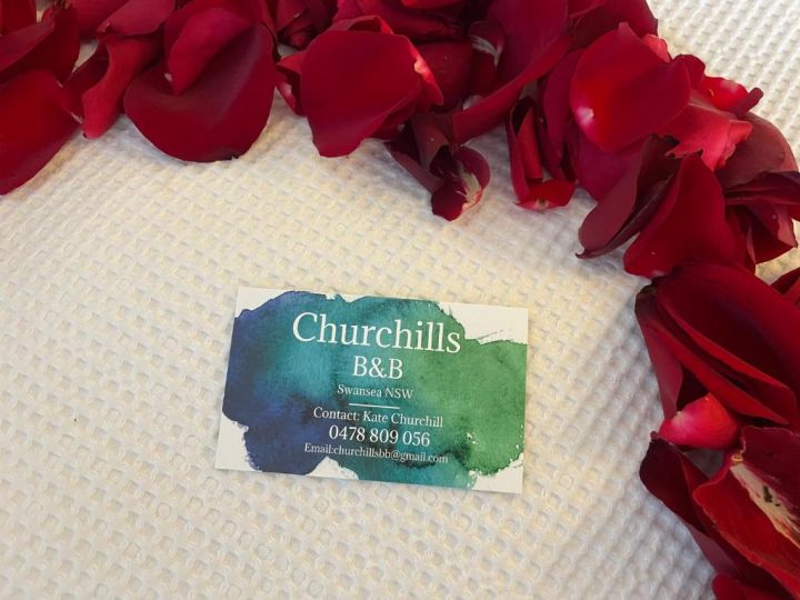 Churchill&#x27;s B&B twin spa getaway Studio Bed and breakfast, Swansea - imaginea 1