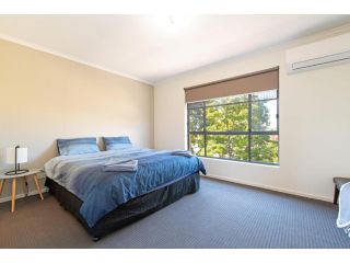 Churchill Condo Guest house, South Australia - 5