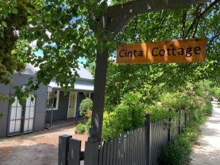 Cinta Cottage Guest house, Victoria - 2