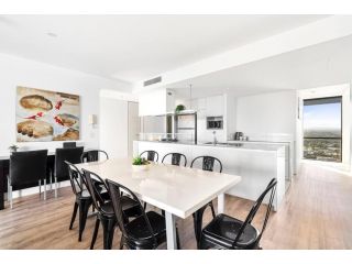 Circle on Cavill Amazing Veiw Central Surfers Paradise Apartment, Gold Coast - 4