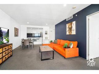 Circle on Cavill â€“ 1 Bedroom Ocean SPA, Surfers Paradise Apartment, Gold Coast - 1