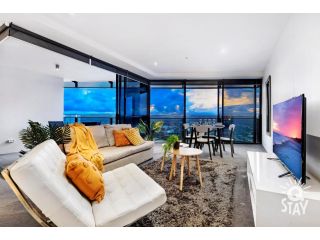 Circle on Cavill 2 Bedroom, Hinterland View - QSTAY Apartment, Gold Coast - 1