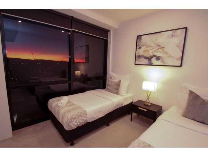 Circle on Cavill Luxury Resort Apartment w Pools Sauna FREE parking Apartment, Gold Coast - imaginea 19
