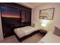 Circle on Cavill Luxury Resort Apartment w Pools Sauna FREE parking Apartment, Gold Coast - thumb 19