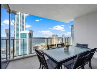 Circle on Cavill - Coastal Letting Apartment, Gold Coast - 2