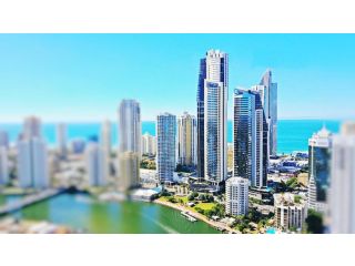 Circle On Cavill Surfers Paradise Apartments-Holiday Paradise Apartment, Gold Coast - 1