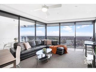 Circle on Cavill Spectacular 1 Bedroom + Study - QSTAY Apartment, Gold Coast - 2