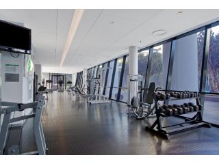 Circle on Cavill Surfers Paradise - 2 Bedroom Ocean - 5 Night Special! Apartment, Gold Coast - 5