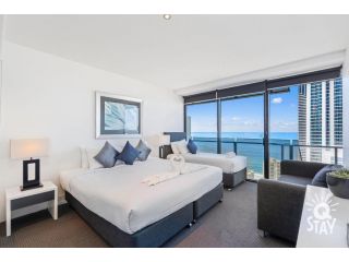Circle on Cavill Surfers Paradise - 2 Bedroom Ocean Sleeps 7! Apartment, Gold Coast - 3