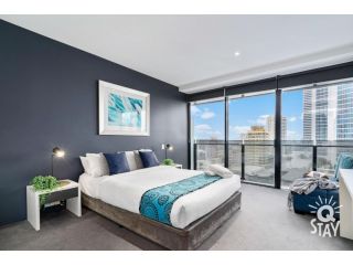 Circle on Cavill Surfers Paradise â€“ 2 Bedroom Ocean SPA Apartment, Gold Coast - 5