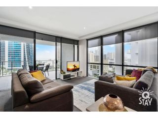 Circle on Cavill Surfers Paradise â€“ 2 Bedroom Ocean SPA Apartment, Gold Coast - 2